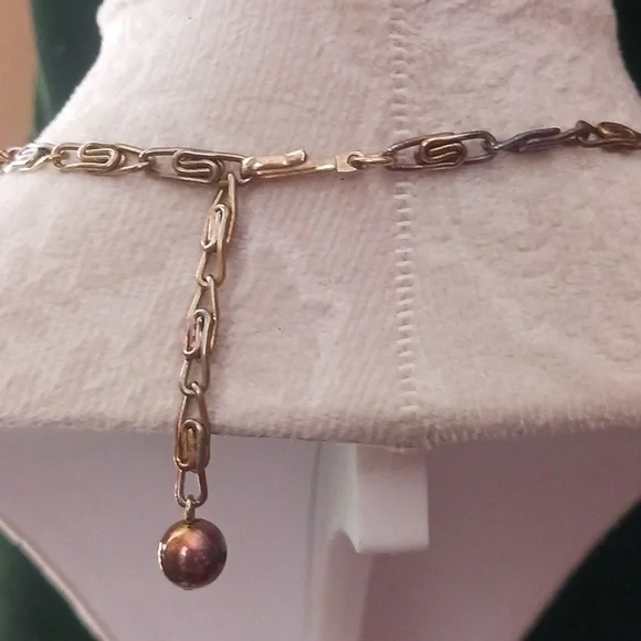 Earrings = Lisner Bracelet = Lisner Necklace = Kramer? 3 Piece Jewelry Set - Picture 5 of 8